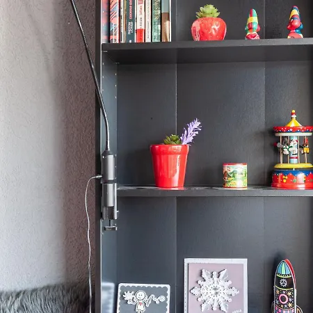 Victoria 1 D2 By Interhome